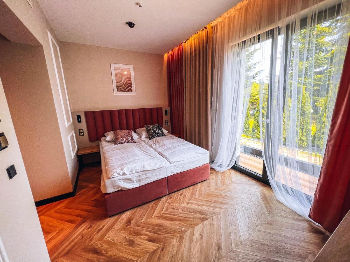 Resto Inn - Smart Apartamenty Blisko Energylandii Polwies Exterior foto